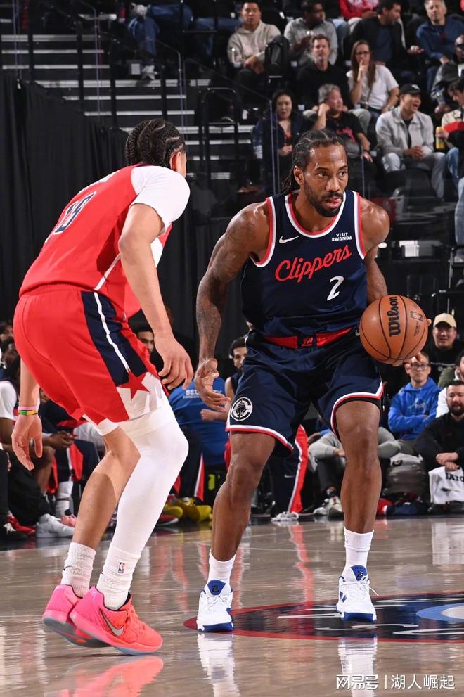萊納德33+4快船擊敗奇才4連勝，哈登22+5+8喬治23+5