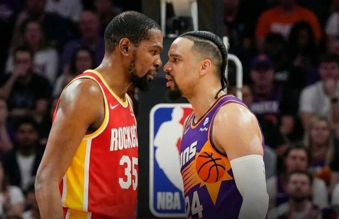 三巨頭走了倆，聯(lián)盟笑柄卻起飛了