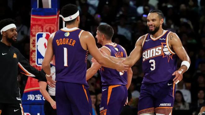 三巨頭走了倆，聯(lián)盟笑柄卻起飛了