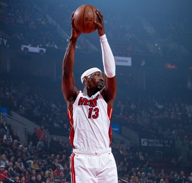 維金斯17+6+6熱巴肆虐內線，努爾基奇三雙創(chuàng)造歷史，熱火大勝爵士