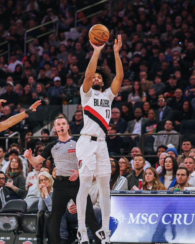 楊瀚森無得分開拓者不敵尼克斯4連敗，布倫森26分唐斯14分20板