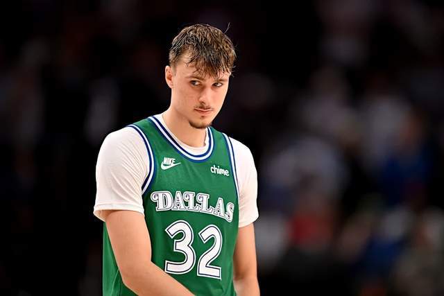 獨行俠官宣弗拉格缺席新秀賽！對陣太陽扭傷左腳 明日無緣戰(zhàn)湖人